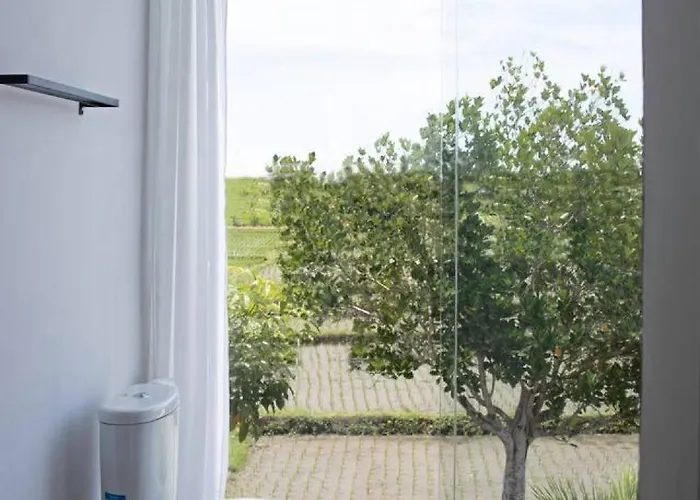 Seseh Townhouse - Elegant 2 Bedroom Amongst Ricefields Ferienhaus Cemagi